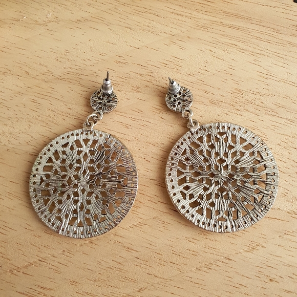 Round Silver Stud Earrings - Picture 2 of 5